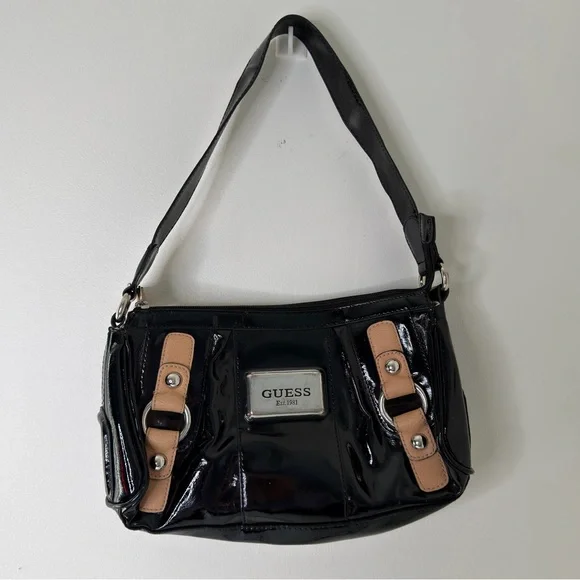 GUESS Glossy Black Shoulder Bag & Floral G-Logo Wallet Bundle - Picture 2 of 15